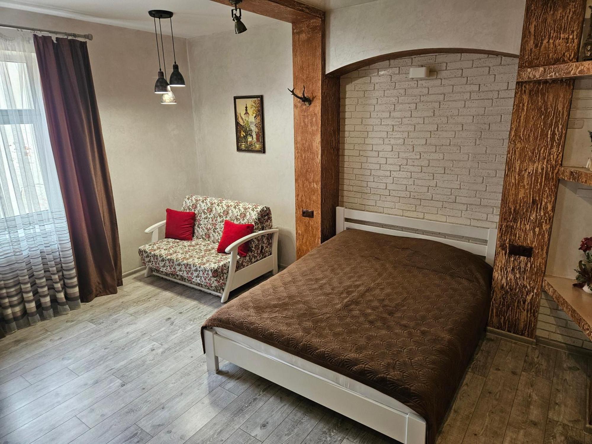 Apartment On Horodotska Street 리비프 외부 사진