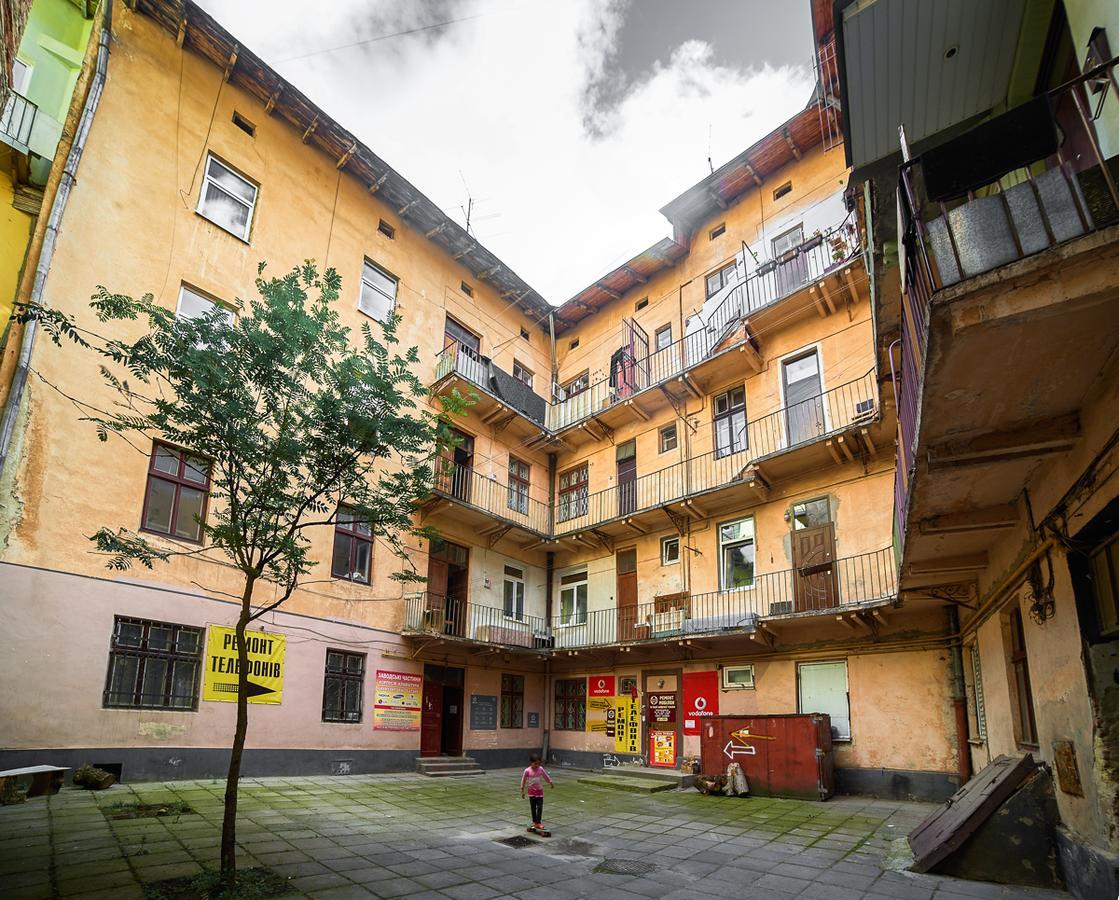 Apartment On Horodotska Street 리비프 외부 사진